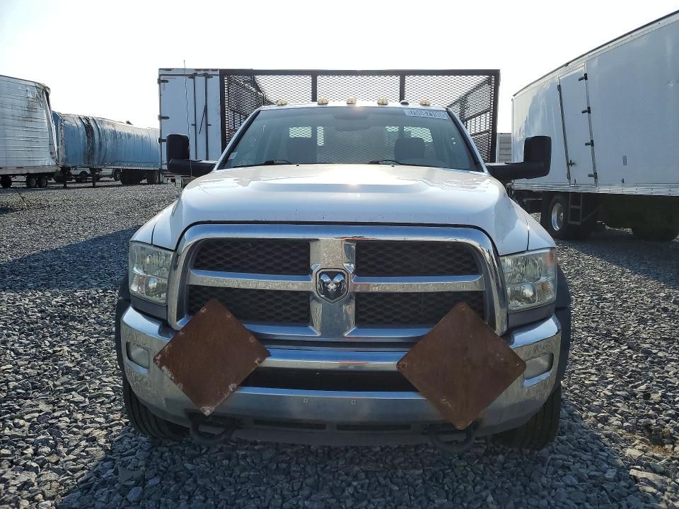 2014 Dodge RAM 5500 Flatbed Truck
