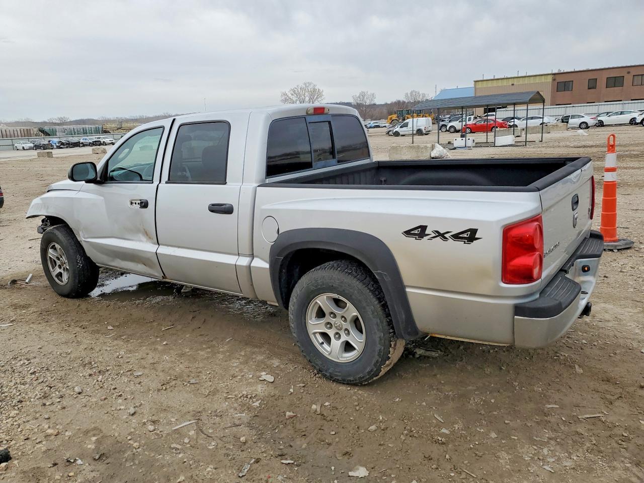 2005 Dodge Dakota Quad Laramie