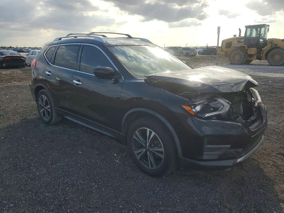2019 Nissan Rogue sv