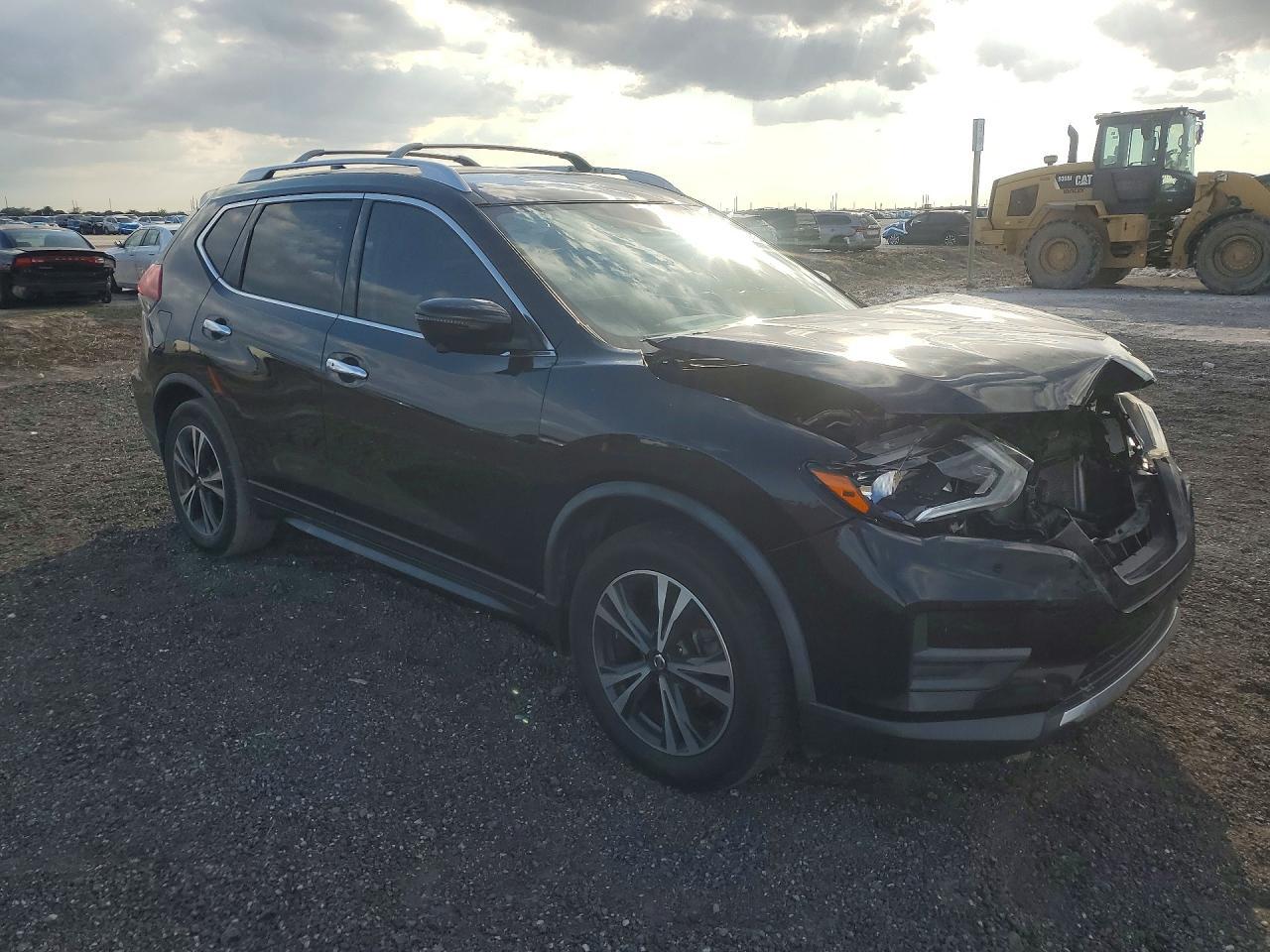 2019 Nissan Rogue sv