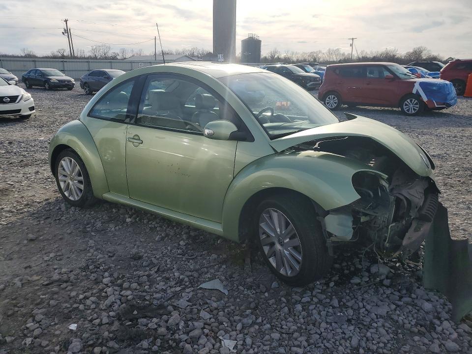 2008 Volkswagen New Beetle s