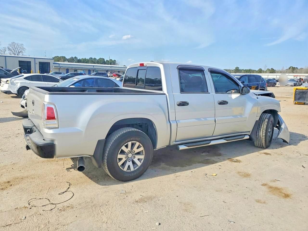 2007 Mitsubishi Raider ls