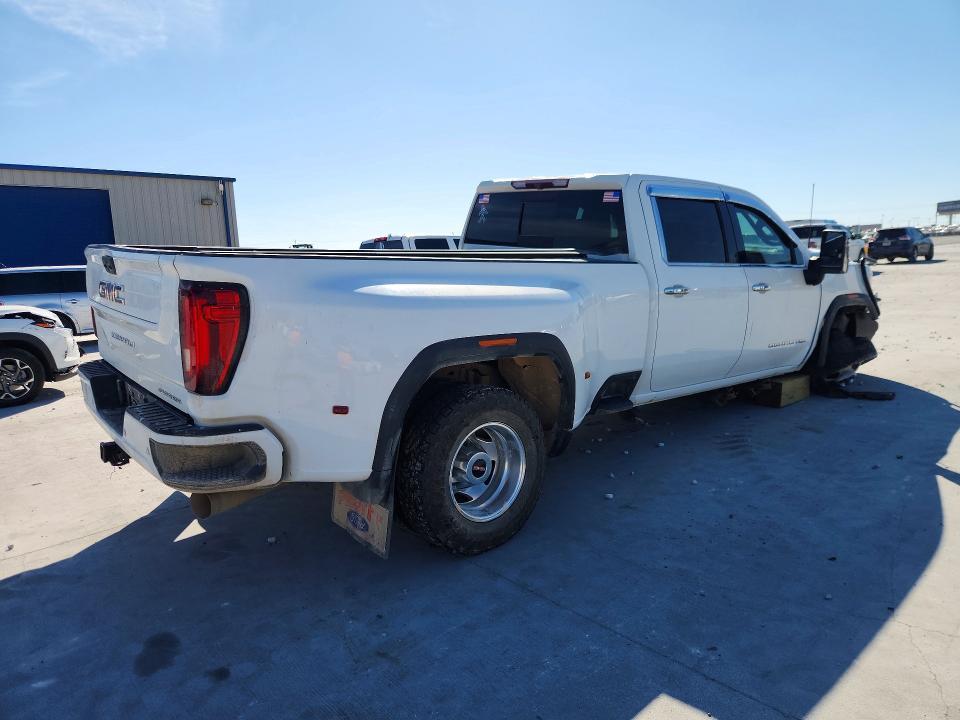 2022 GMC Sierra K3500 Denali
