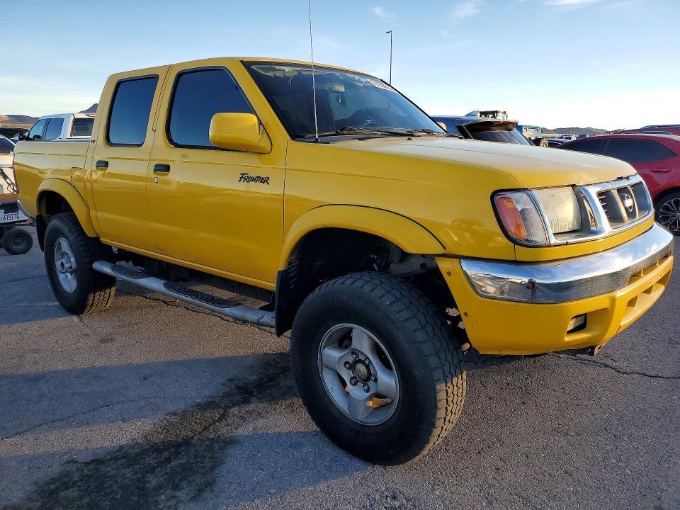 2000 Nissan Frontier xe