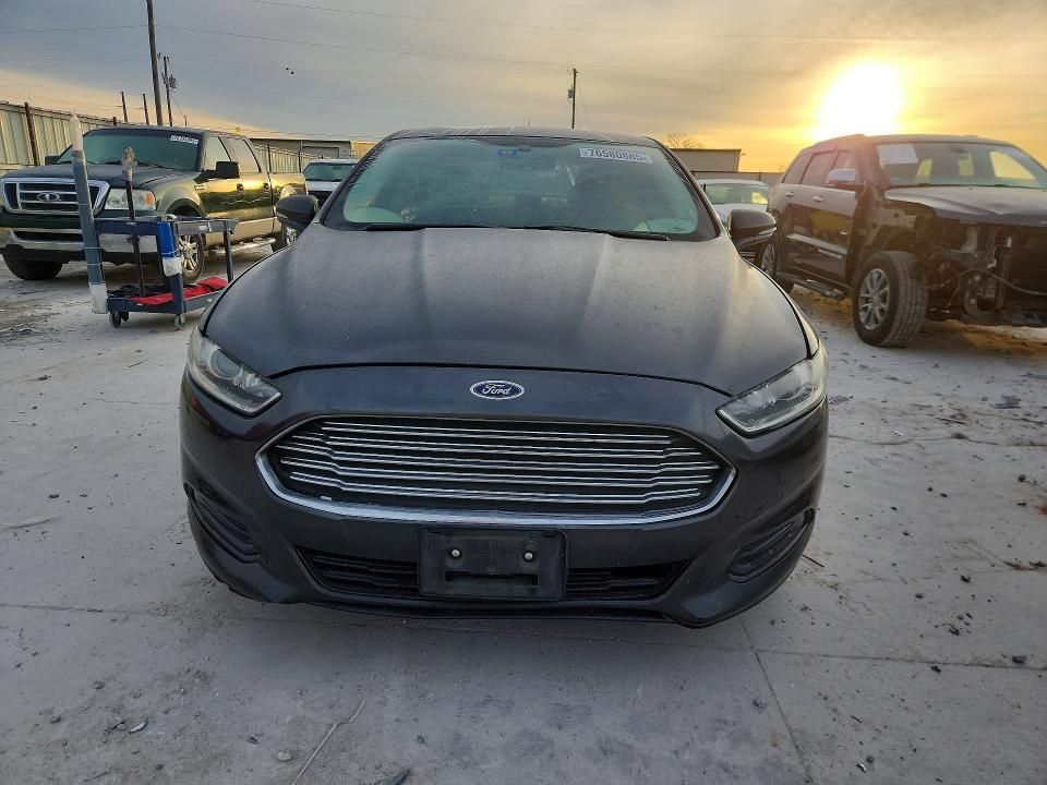 2016 Ford Fusion se