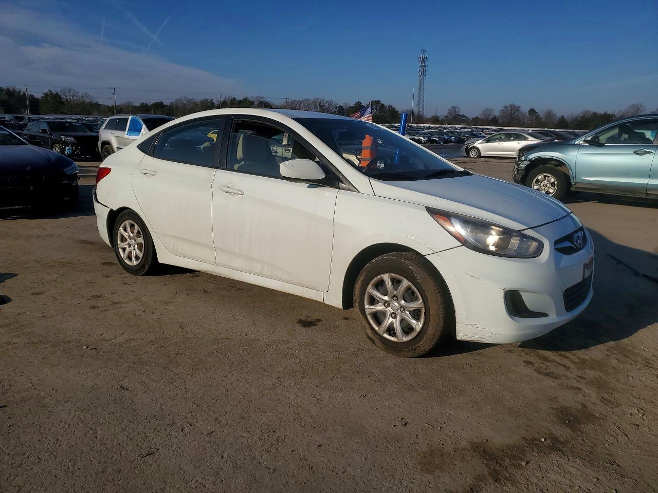 2012 Hyundai Accent gls