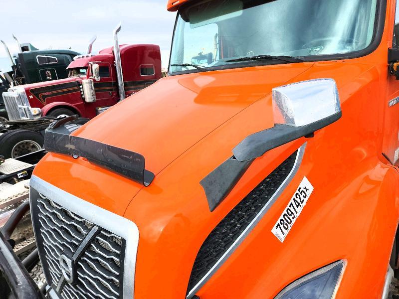 2020 Volvo VNL Semi Truck