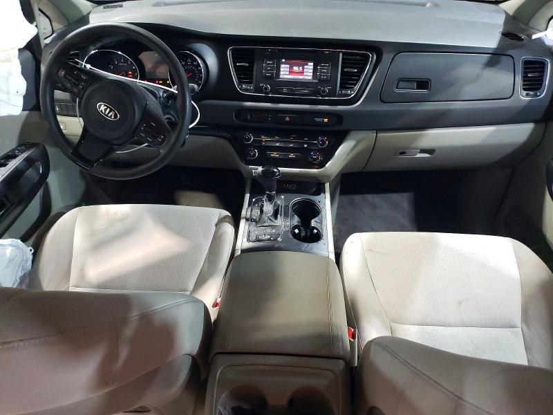 2016 KIA Sedona lx