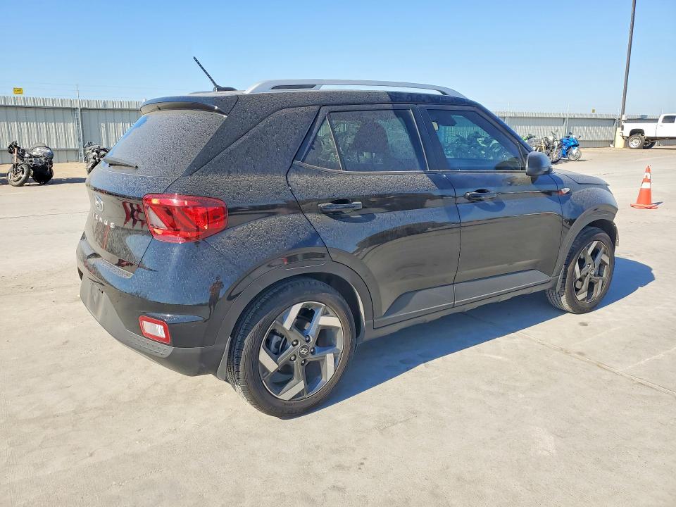 2023 Hyundai Venue sel
