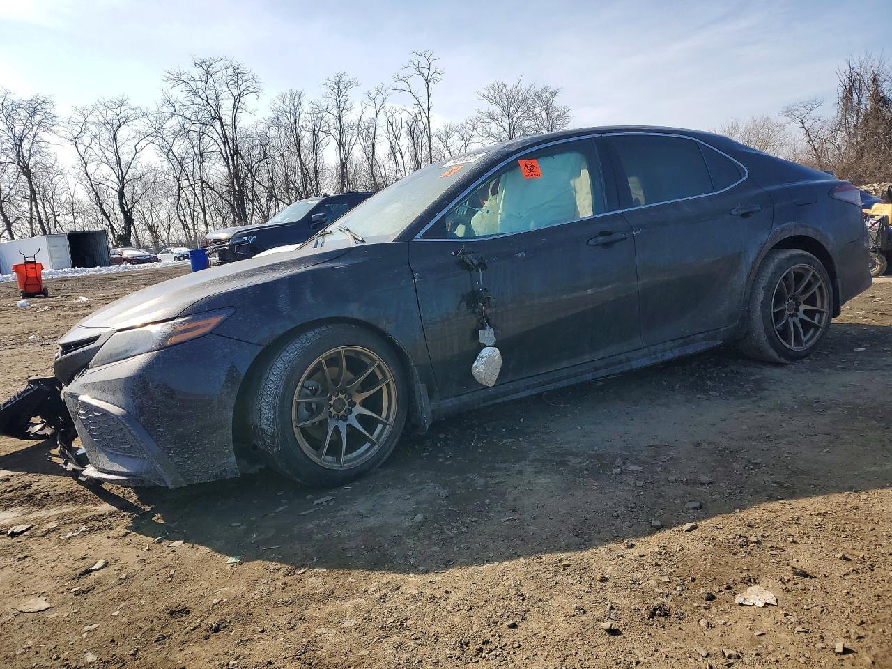 2021 Toyota Camry xse