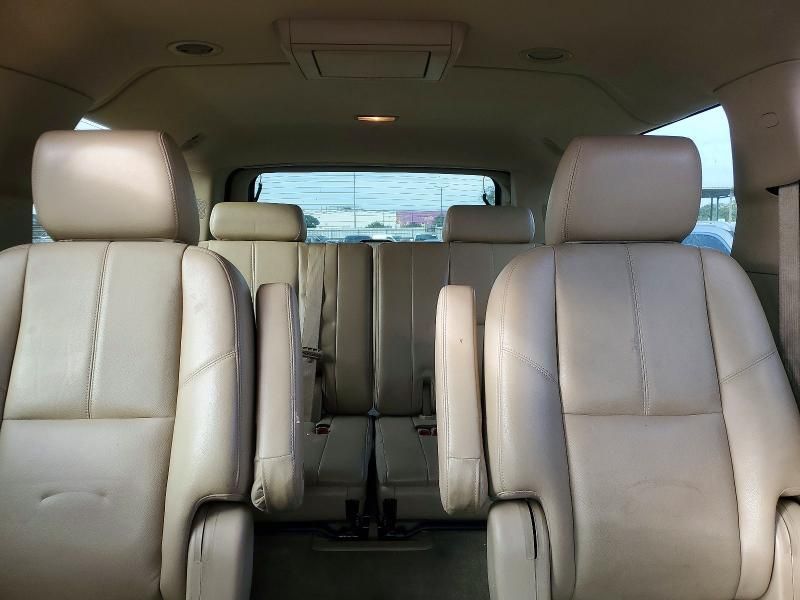 2012 Chevrolet Suburban K1500 lt