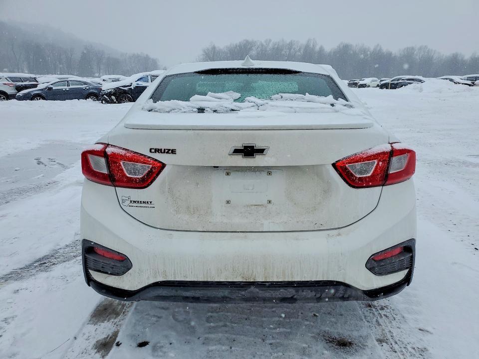 2018 Chevrolet Cruze lt