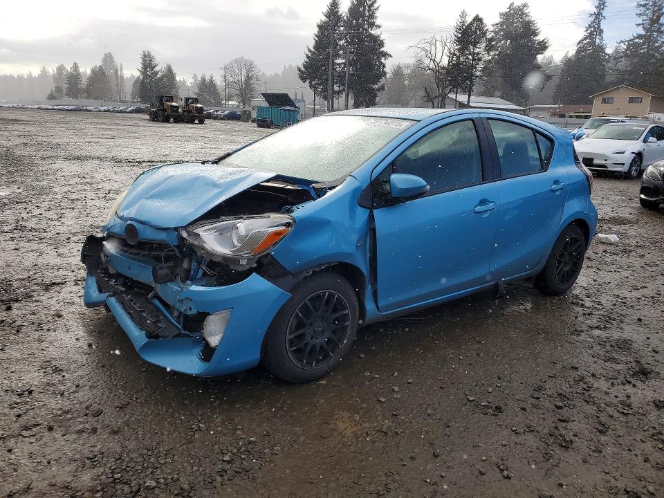 2015 Toyota Prius c two