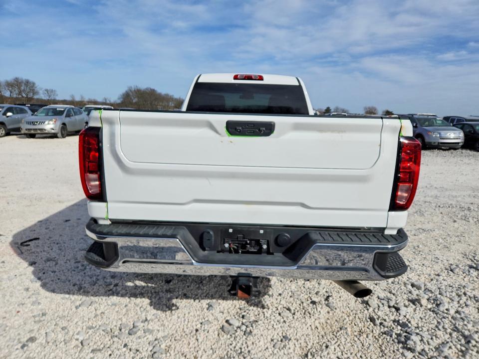 2024 GMC Sierra C2500 sle