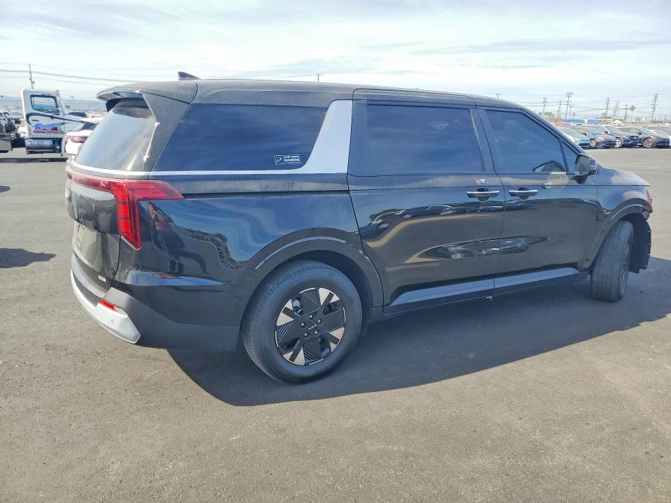 2026 KIA Carnival lxs