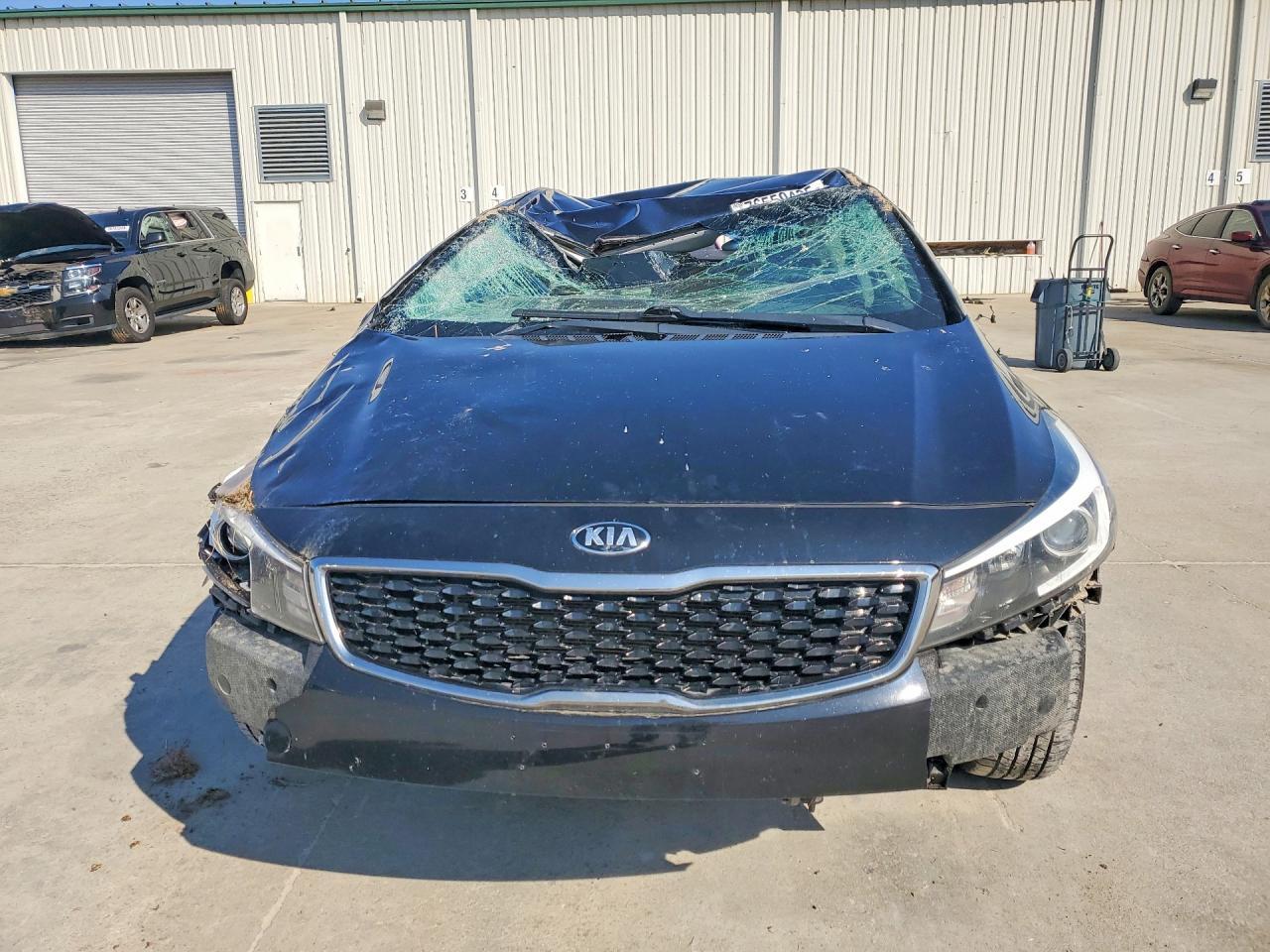 2017 KIA Forte lx