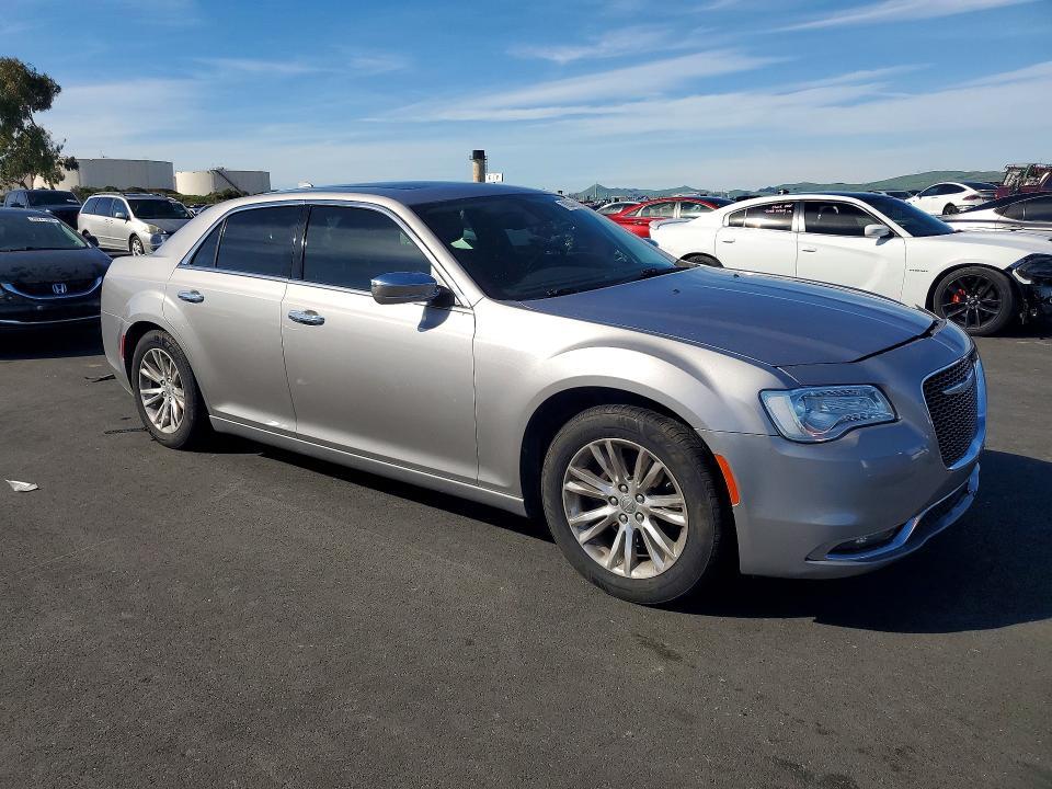2016 Chrysler 300c