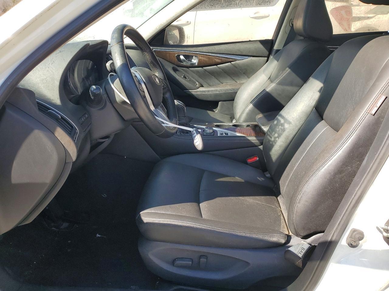 2018 Infiniti Q50 Luxe