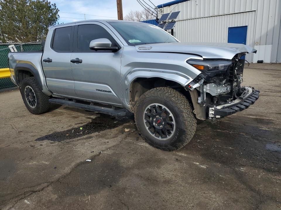 2024 Toyota Tacoma TRD OFF-ROAD HV