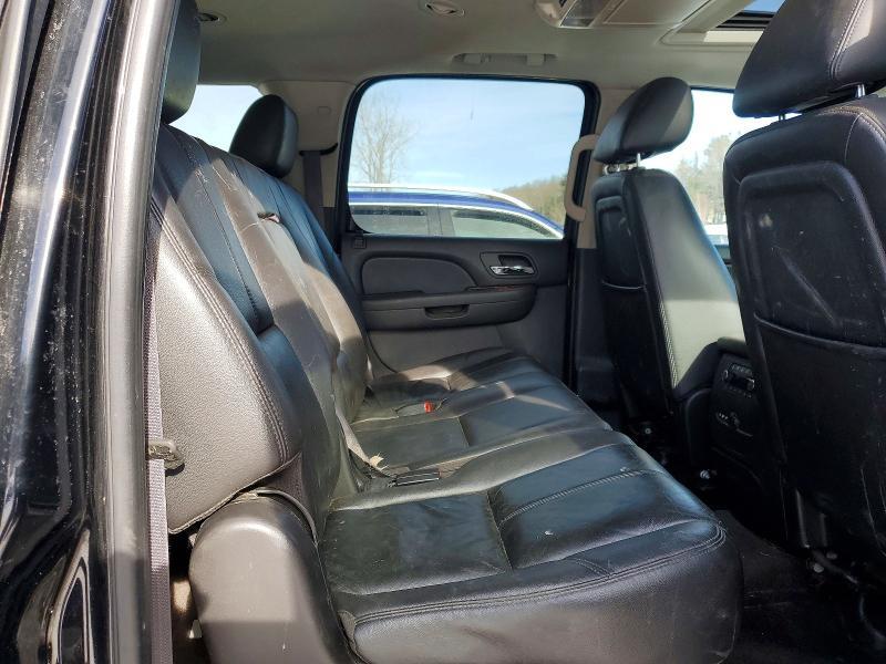 2011 GMC Yukon xl K1500 slt