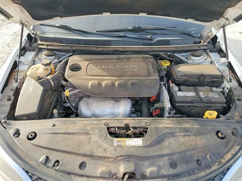 2017 Chrysler 200 Limited