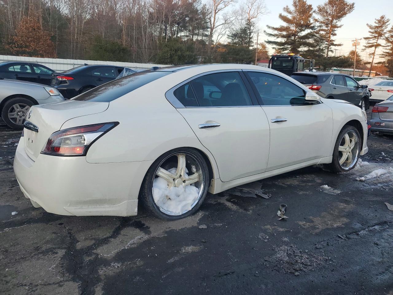 2009 Nissan Maxima s