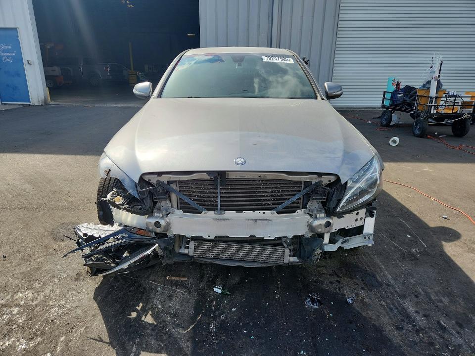 2015 Mercedes-Benz C300