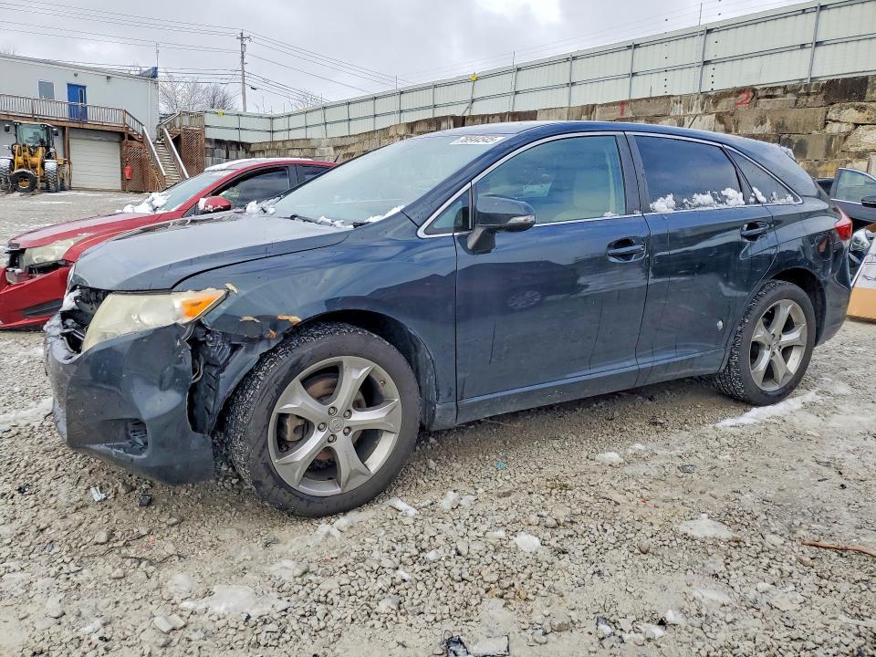 2013 Toyota Venza le