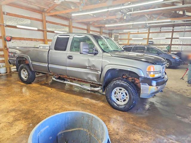 2002 GMC Sierra K2500 Heavy Duty