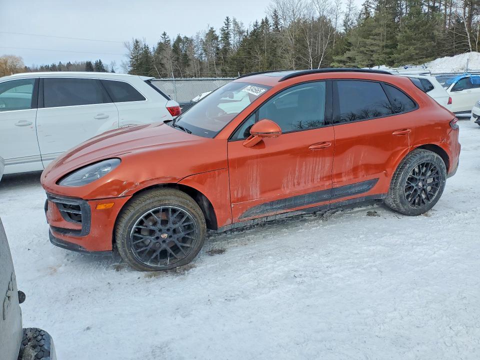 2023 Porsche Macan Base