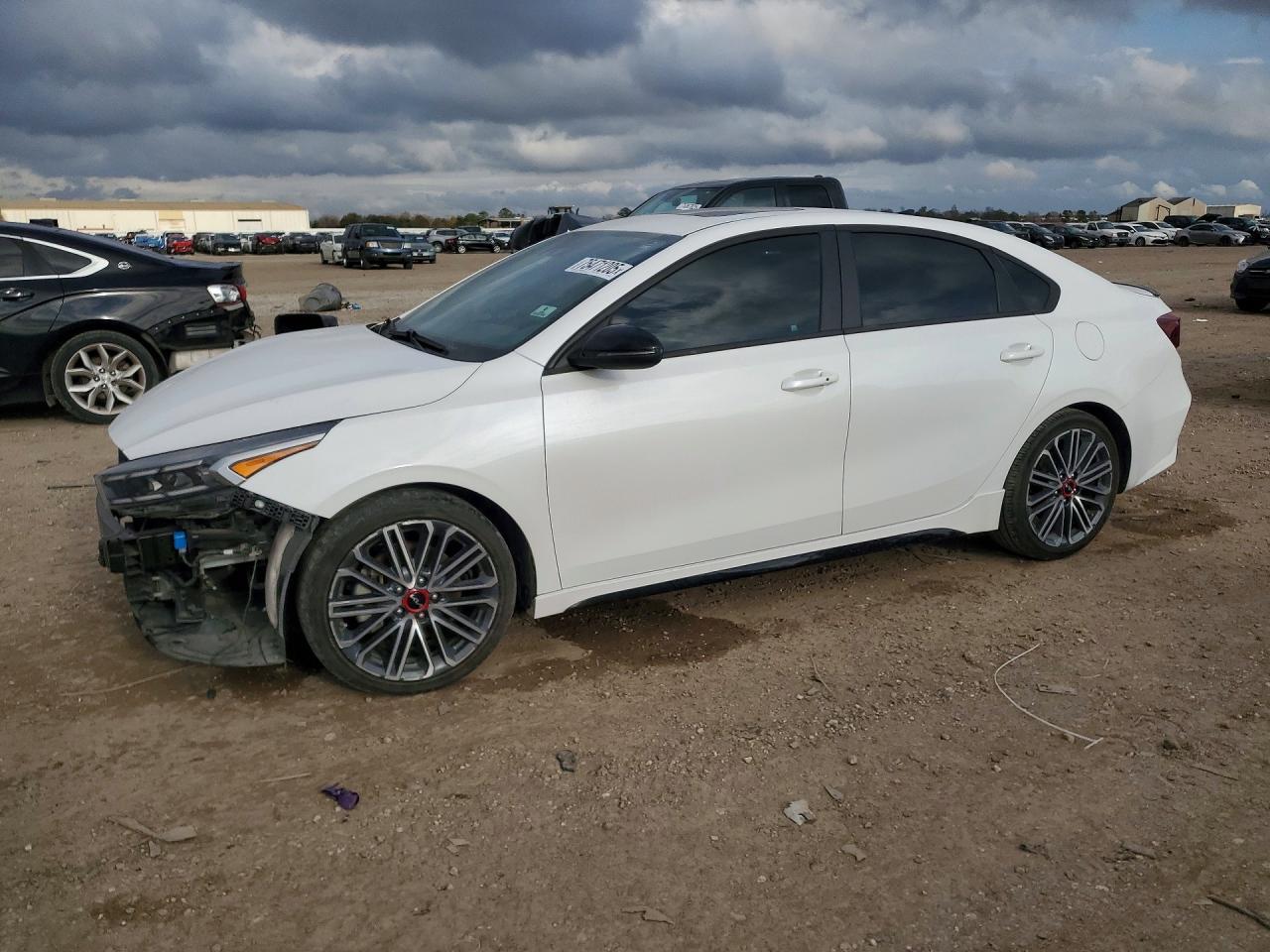 2022 KIA Forte gt