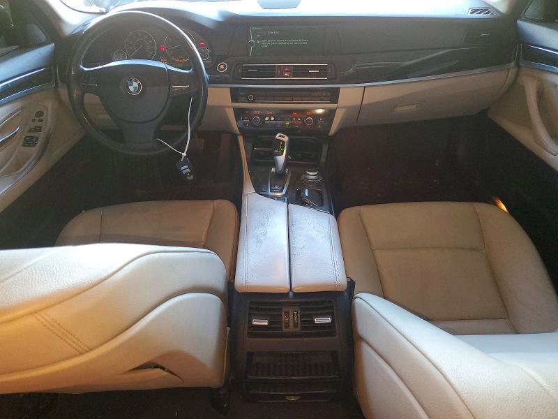 2011 BMW 528 i