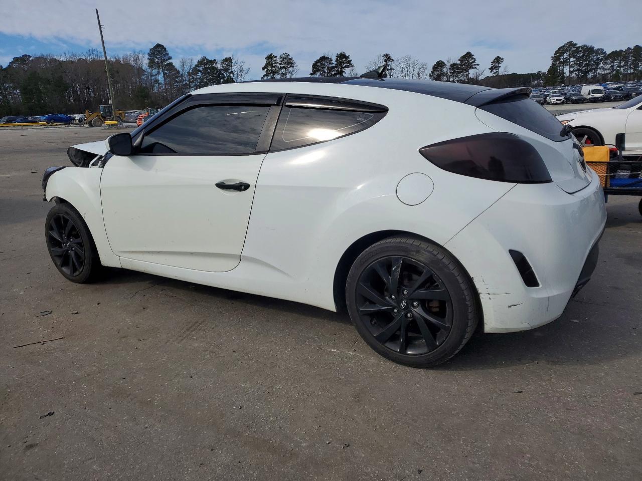 2016 Hyundai Veloster Base