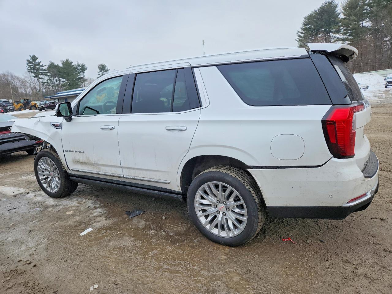 2025 GMC Yukon Denali