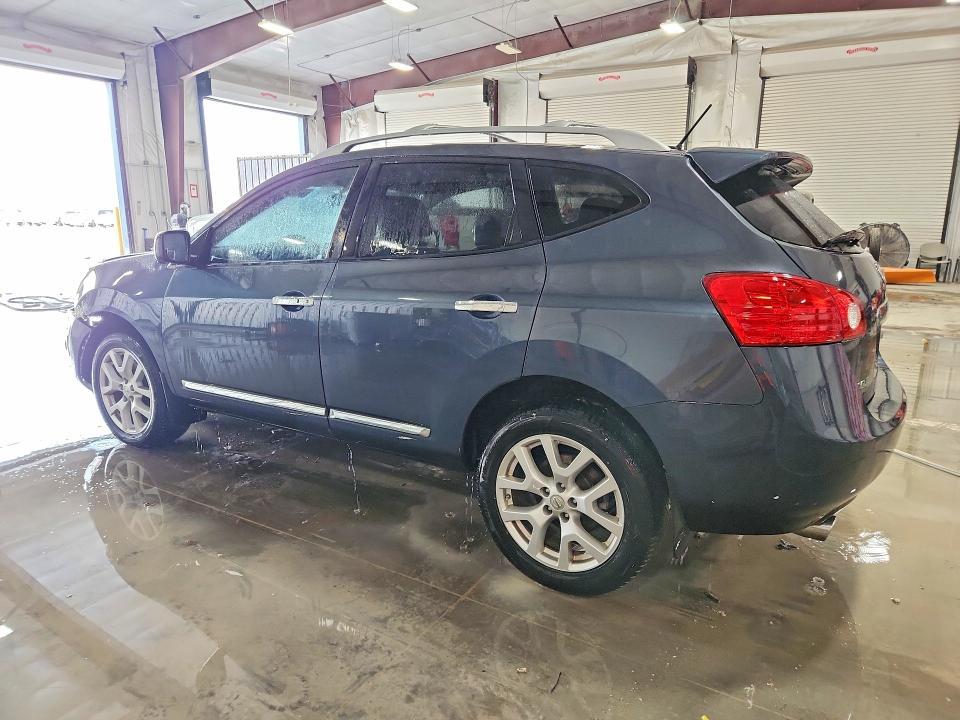 2012 Nissan Rogue s