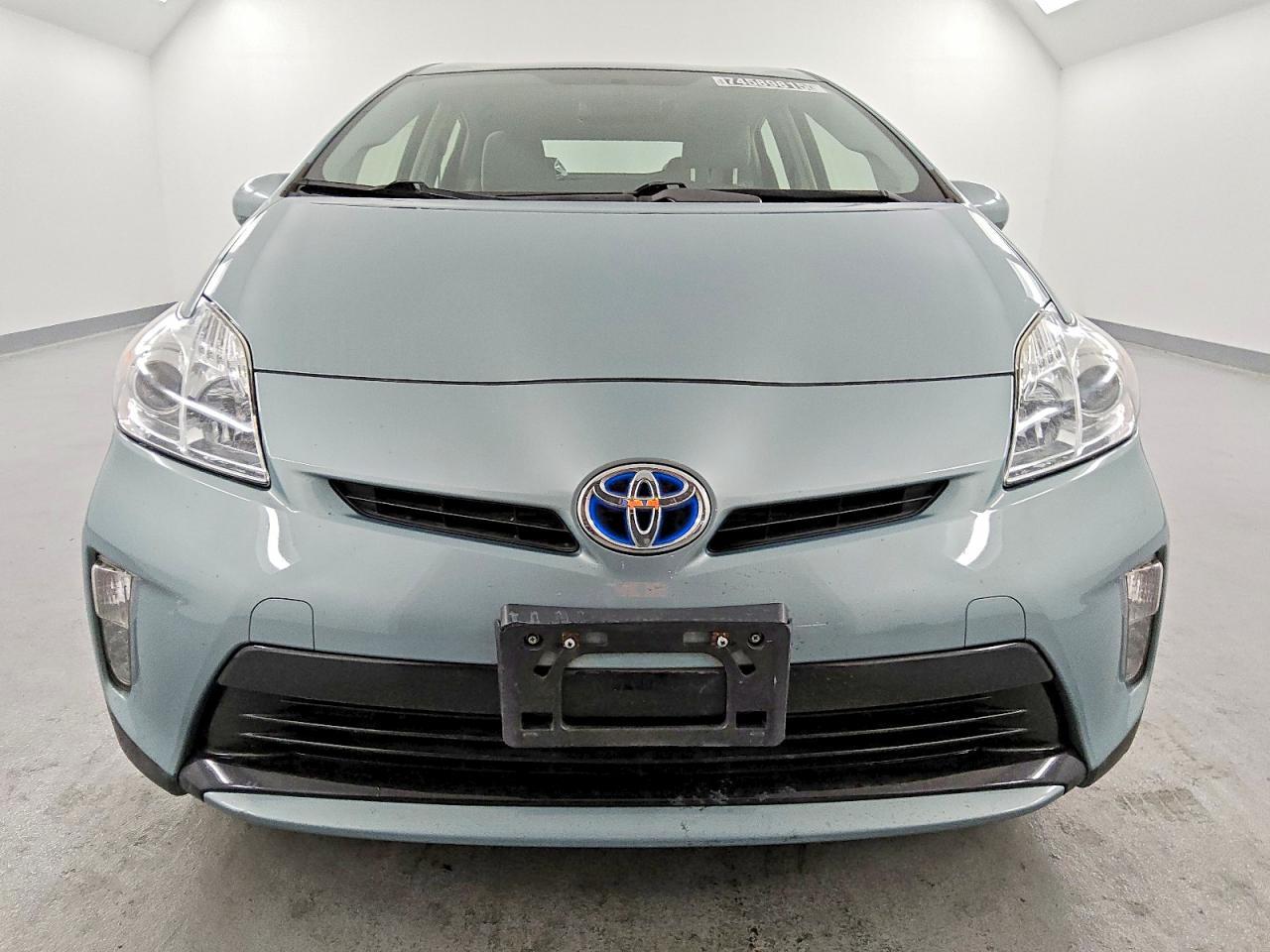 2014 Toyota Prius Three