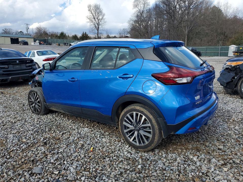 2023 Nissan Kicks sv