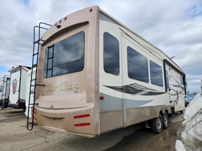 2015 Cedar Creek 5th Wheel