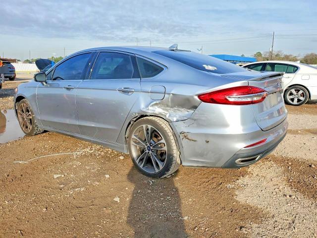 2020 Ford Fusion Titanium