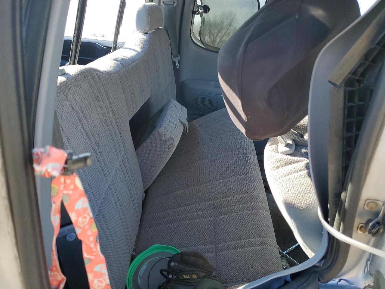 2000 Toyota Tundra Access Cab