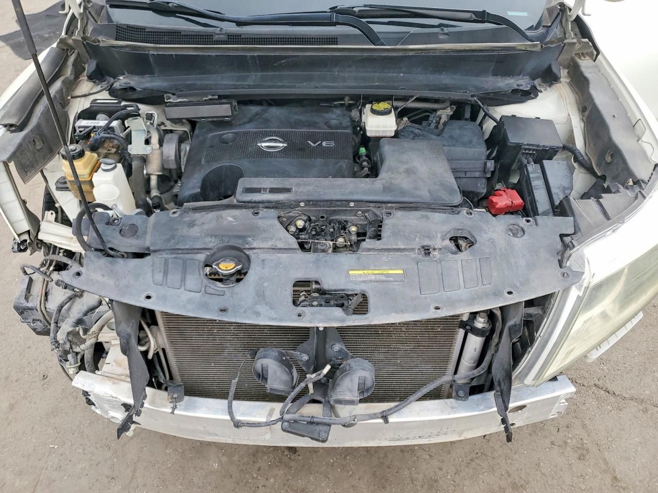 2015 Nissan Pathfinder s