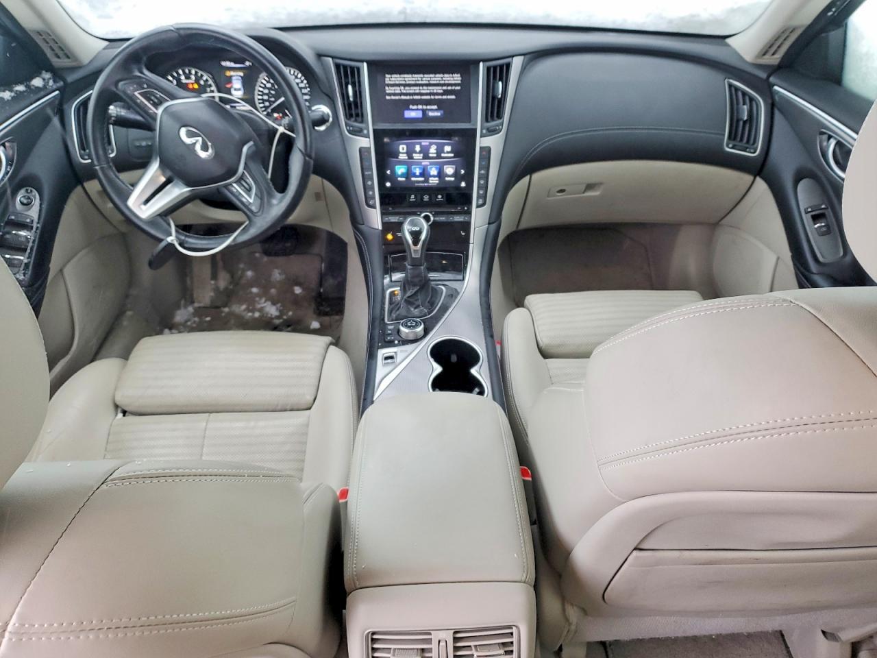 2018 Infiniti Q50 Luxe