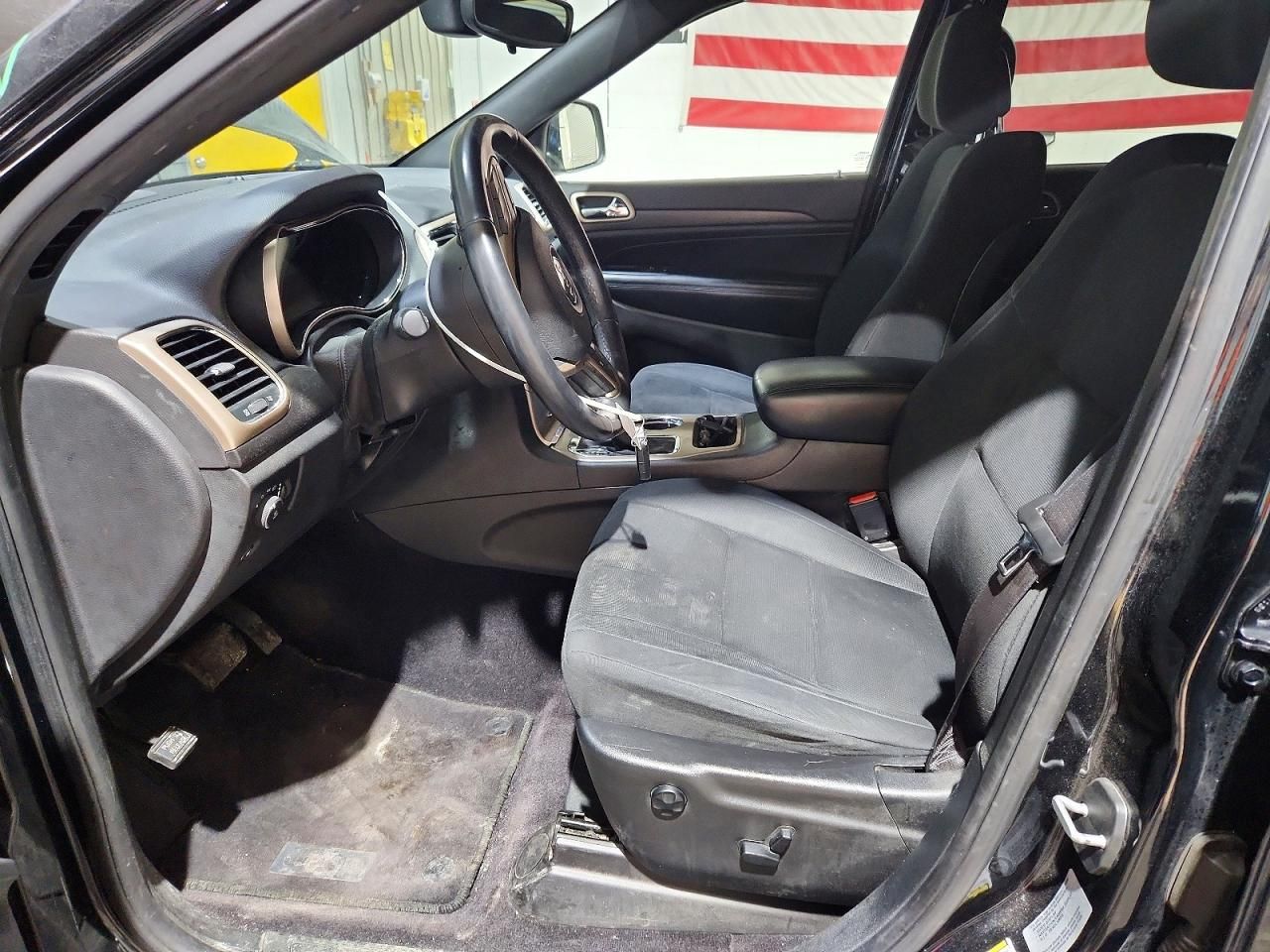 2017 Jeep Grand Cherokee Laredo