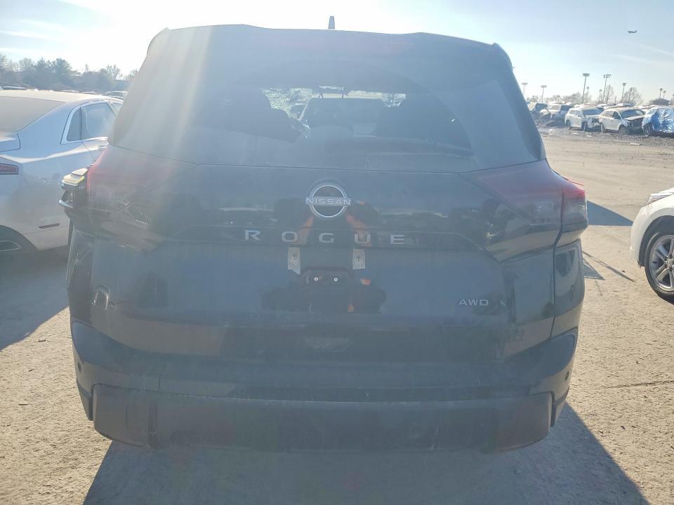 2025 Nissan Rogue sv