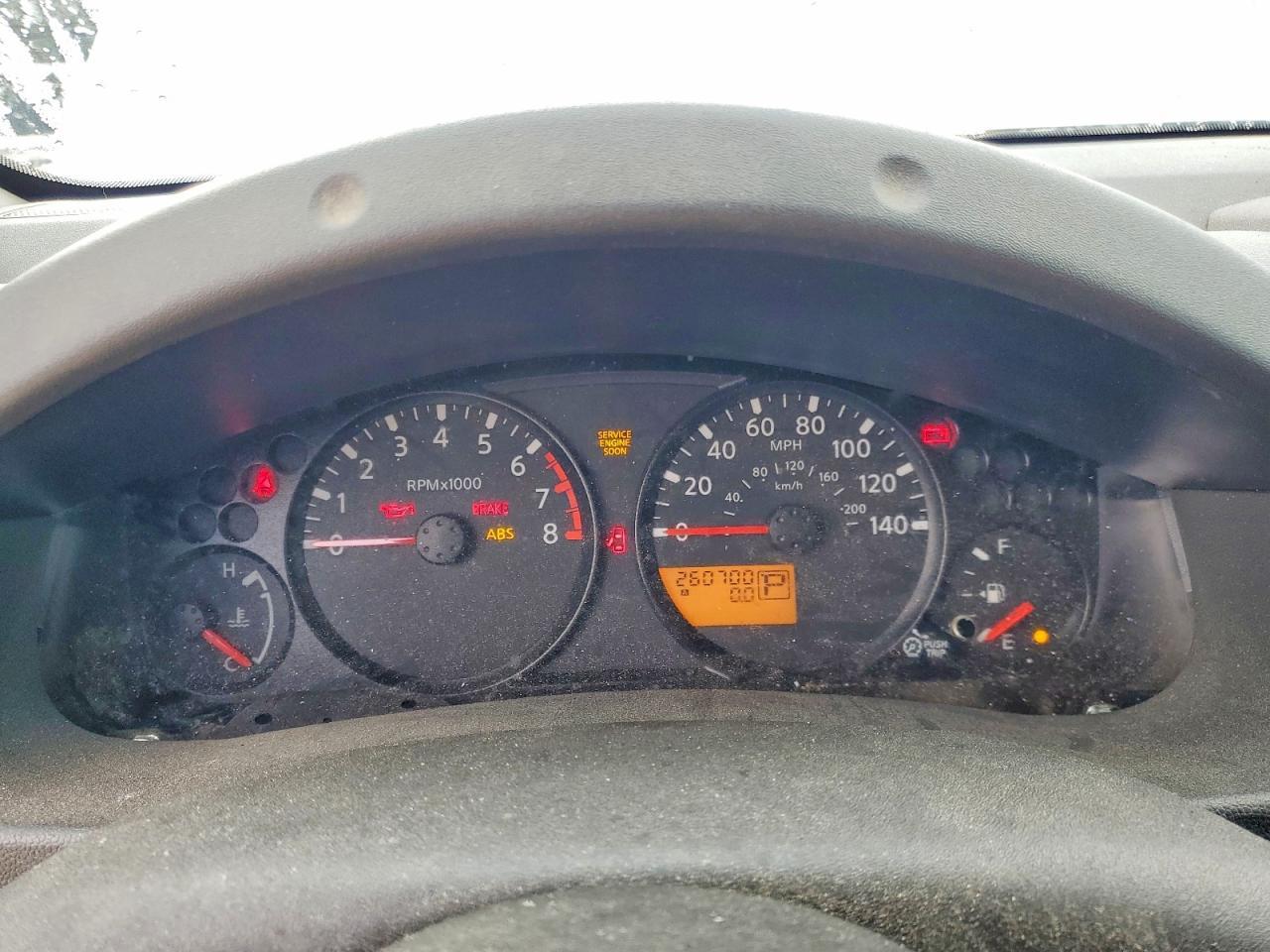 2010 Nissan Frontier King cab se