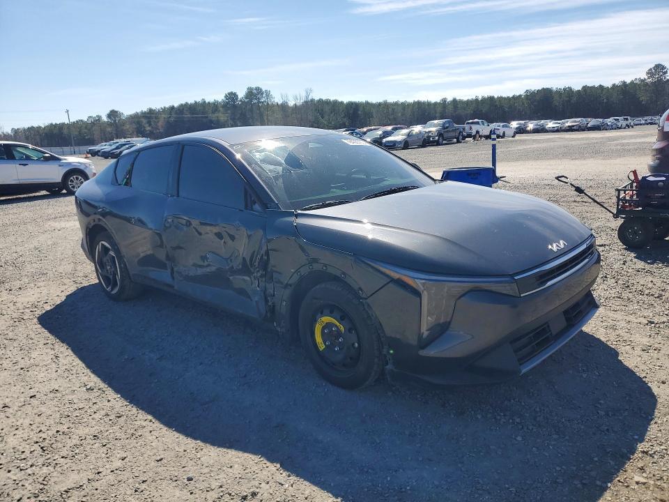 2025 KIA K4 ex