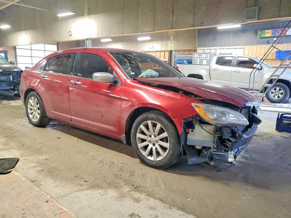 2013 Chrysler 200 Limited