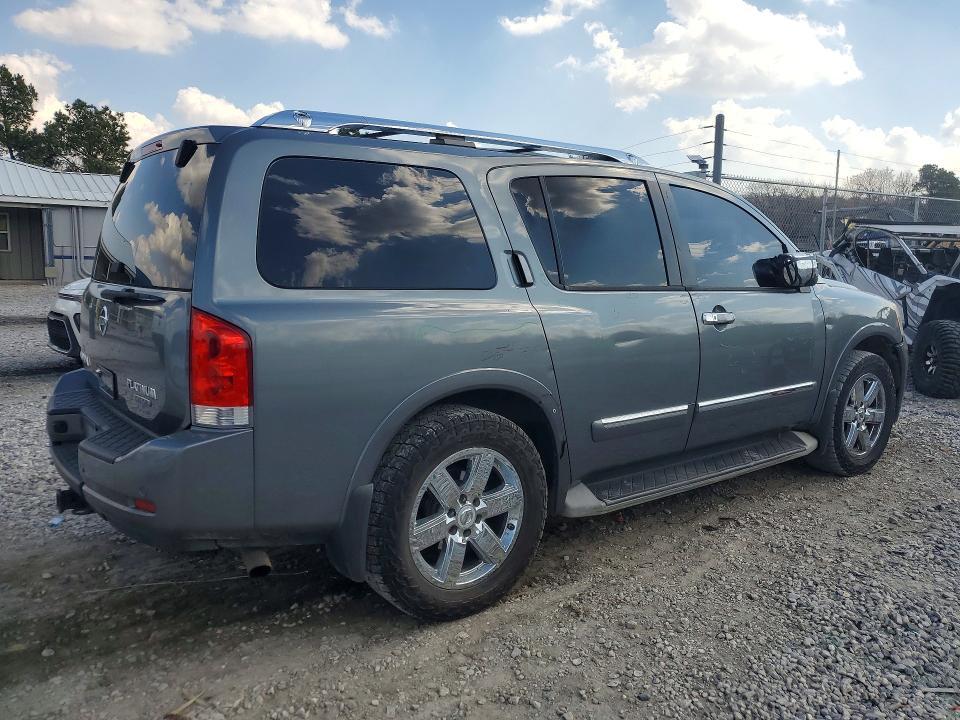 2013 Nissan Armada
