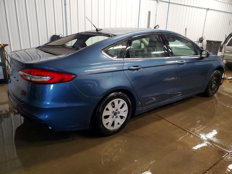 2019 Ford Fusion s
