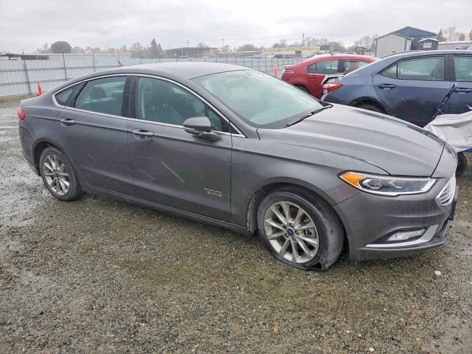 2017 Ford Fusion se Phev